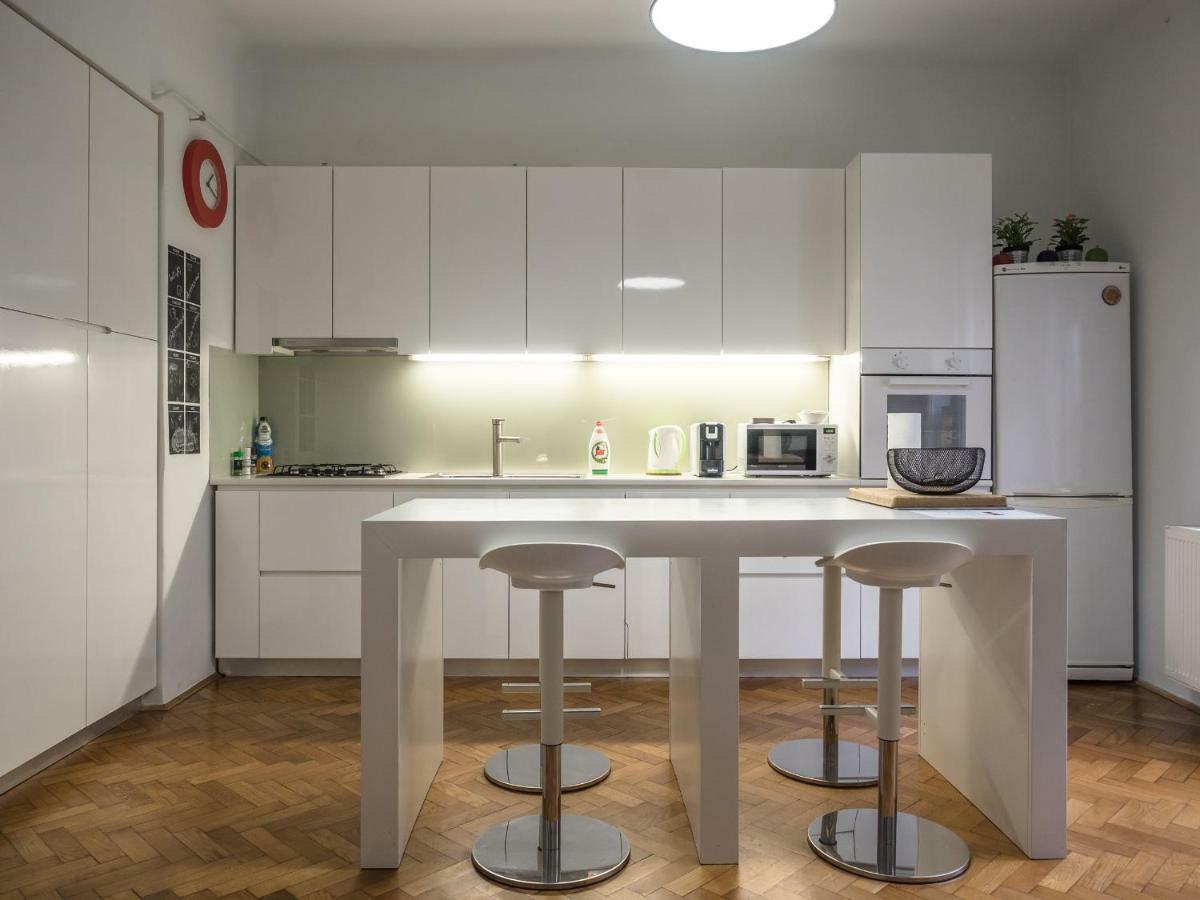 Artissimo Apartments Zagabria Esterno foto